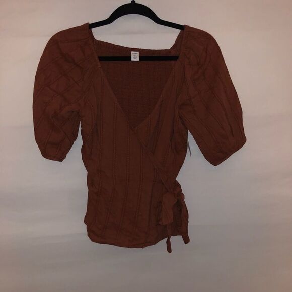 Women's NWT Old Navy Burnt Orange Wrap Top - Picture 2 of 9